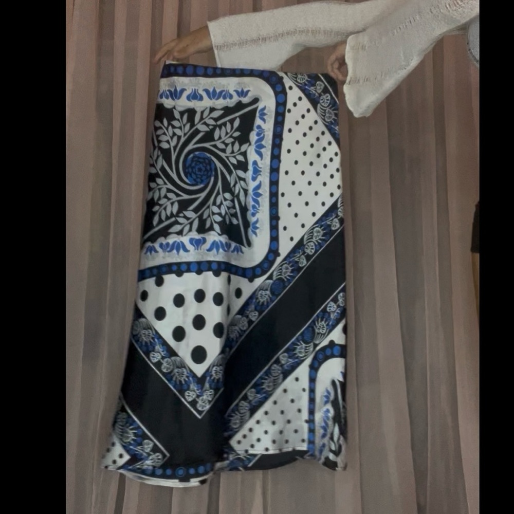 Elegant Black and Blue Maxi Skirt